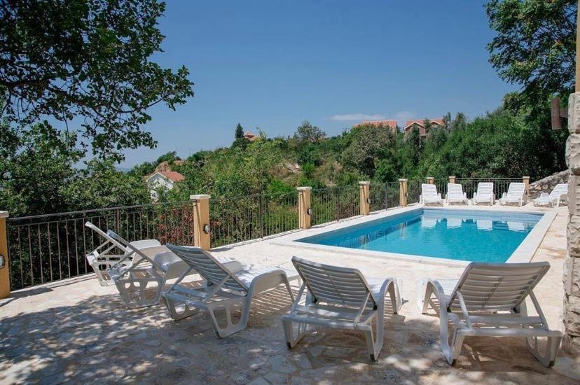 Apartments Casa Bella كوتور المظهر الخارجي الصورة